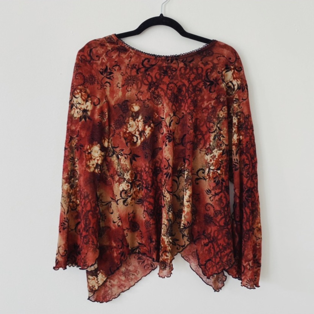 3/$30 CLAIRE FRANCE VINTAGE Boho Abstract print top Sz L